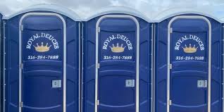 Best VIP or Luxury Restroom Trailers  in Moorefield, WV